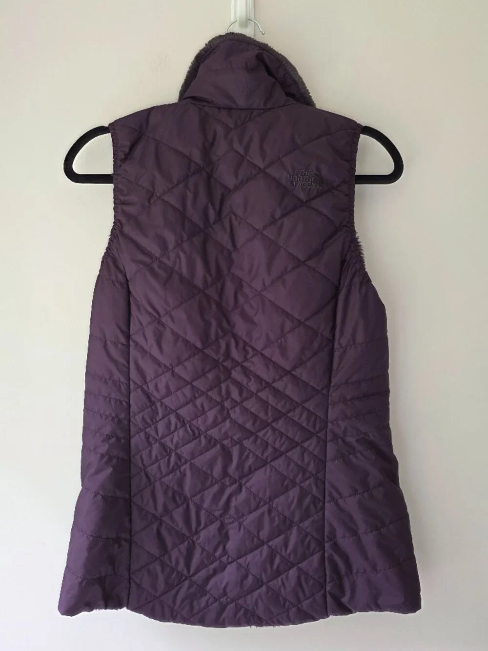The North Face Mossbud Insulated Reversible Vest Purple | Small | EUC Soft Fuzzy